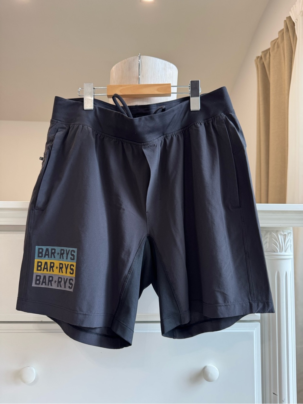 Lululemon x Barry’s Training Shorts • Size XL